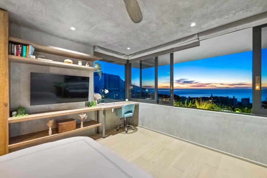 5 Bedroom Property for Sale in Camps Bay Western Cape